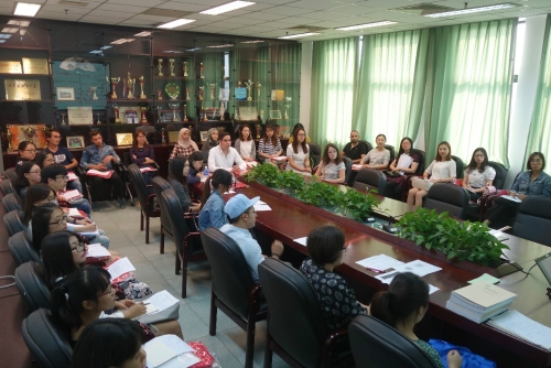 汉语进修学院2016级中外研究生新生见面会举行.jpg